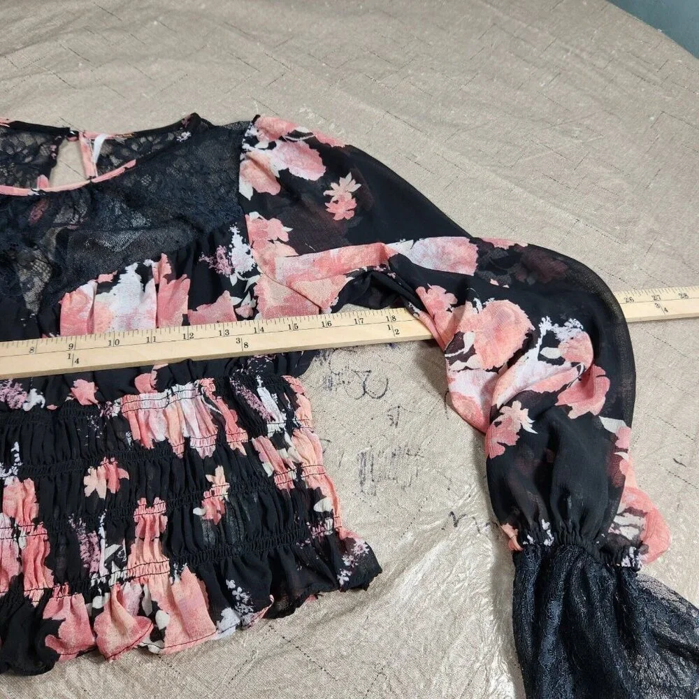 Free People Women's Size M Daphne Blouse Long Sleeve Lace Floral Black New 37